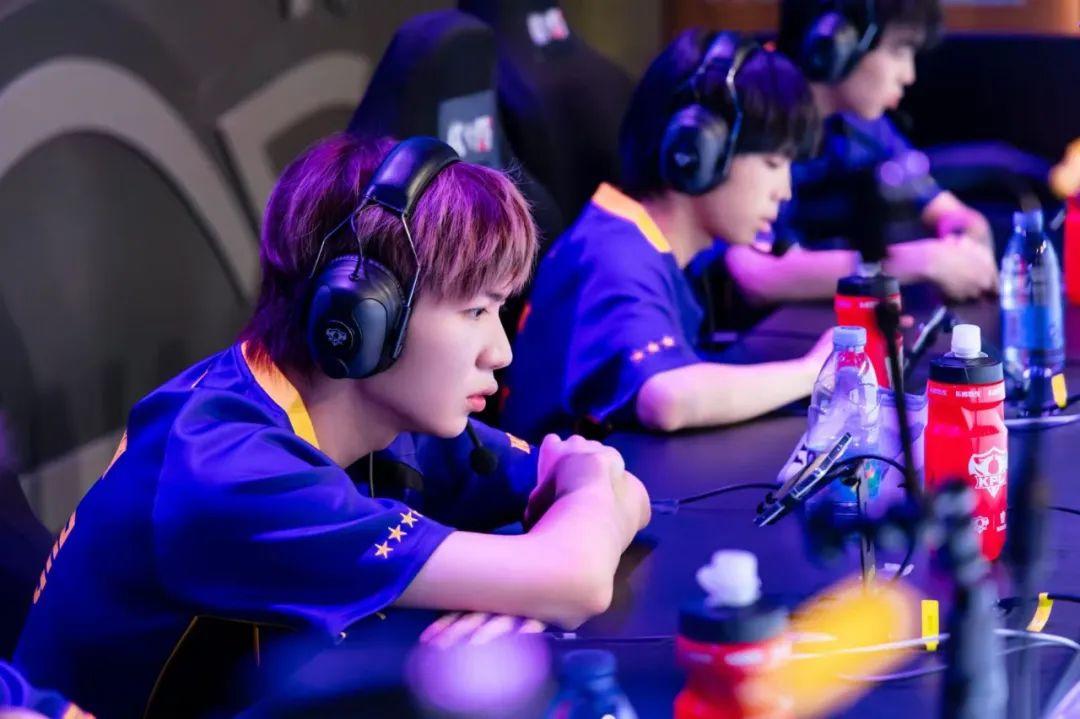 现因防守疏 现因防守疏