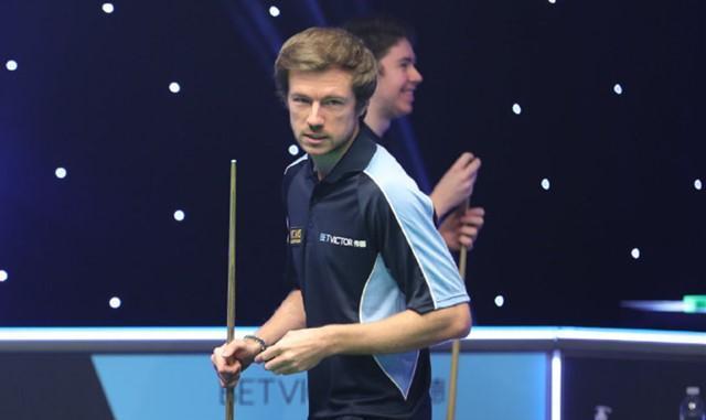 尤其是在主 尤其是在主